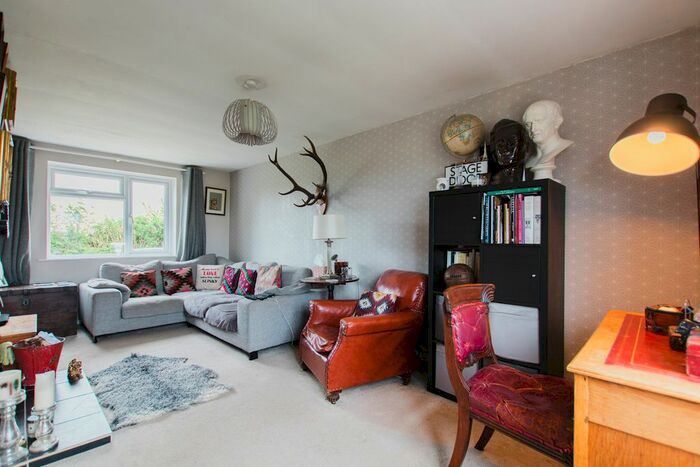 3 Bedroom Terraced House For Sale In Helmdon Road, Greatworth, OX17