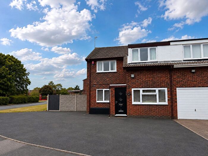 4 Bedroom Semi Detached House For Sale In Manston Drive, Perton Wolverhampton, Staffordshire, WV6