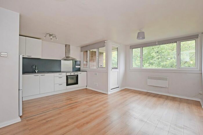 1 Bedroom Flat To Rent In Exeter Drive, Sheffield, S3