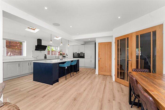4 Bedroom Detached House For Sale In Springfield Road, Ramsbottom, Bury, BL0