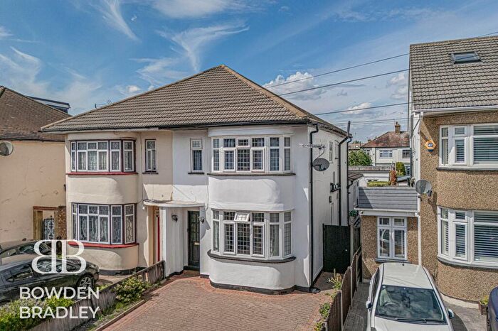 3 Bedroom Semi-Detached House For Sale In Stradbroke Grove, Clayhall, IG5