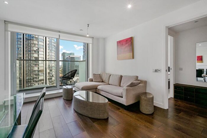 1 Bedroom Apartment For Sale In Pan Peninsula Square, London, E14