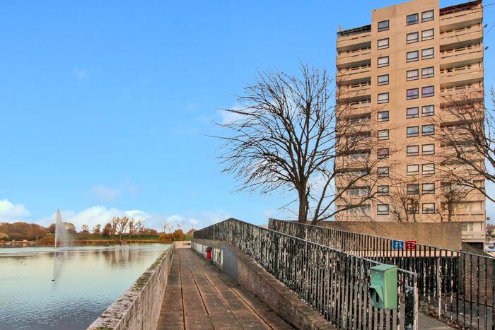 1 Bedroom Flat To Rent In Hartslock Drive, London, SE2