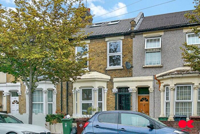 4 Bedroom Terraced House To Rent In Cobbold Road, Leytonstone, E11