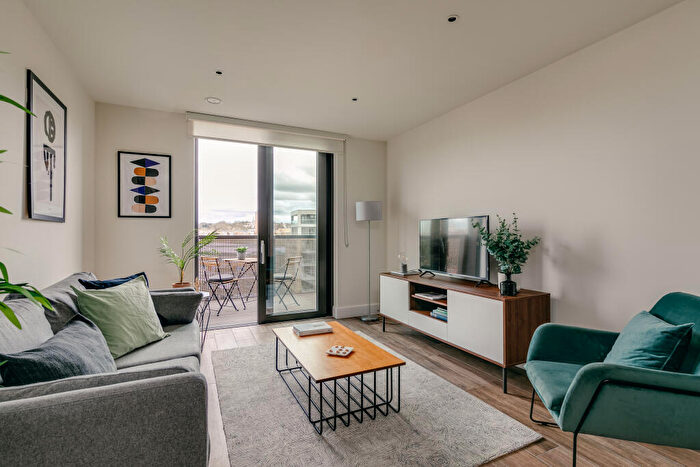 2 Bedroom Apartment To Rent In Collier Point, London, SE8