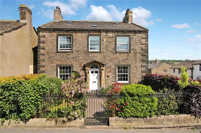 3 Bedroom Flat For Sale In Fernbank House, Park Road, Cross Hills, BD20