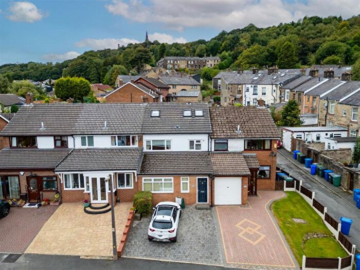 4 Bedroom House For Sale In Earl Road, Ramsbottom, Bury, BL0