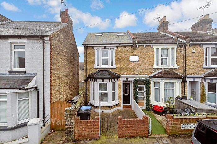 3 Bedroom End Of Terrace House For Sale In Dane Park Road, Ramsgate, Kent, CT11