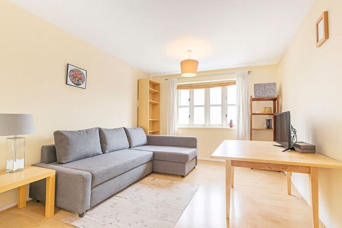 1 Bedroom Flat To Rent In Bonner Street, London, E2