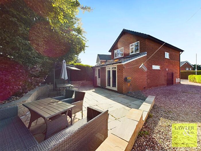 3 Bedroom Detached House For Sale In South Mead, Poynton, Stockport, Cheshire, SK12