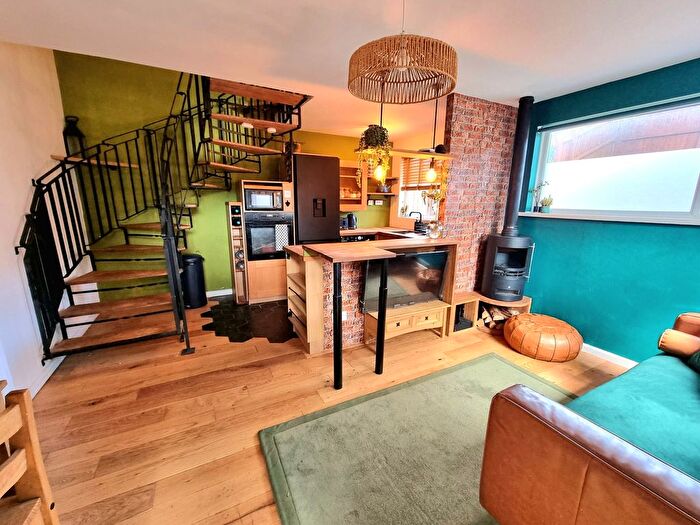 1 Bedroom Semi-Detached House For Sale In Hazeldene Avenue, Brackla, CF31
