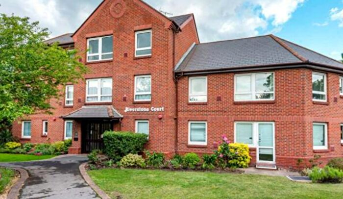 1 Bedroom Flat To Rent In Riverstone Court, Queen Elizabeth Road, Kingston Upon Thames, Surrey, KT2