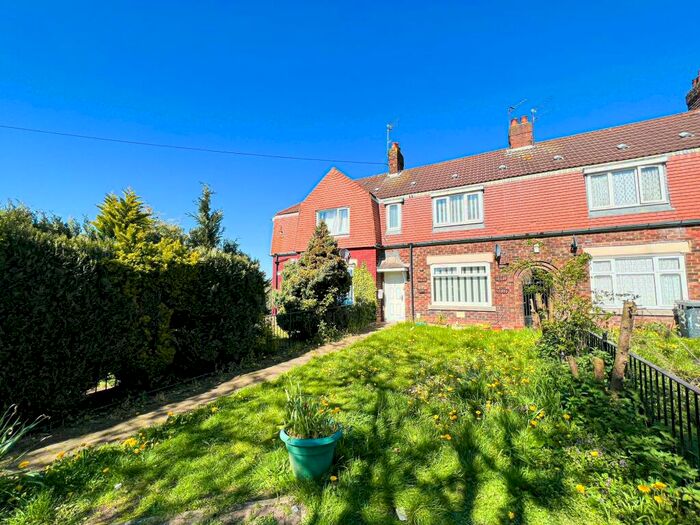 3 Bedroom Terraced House To Rent In St Avenue, Hull, HU6