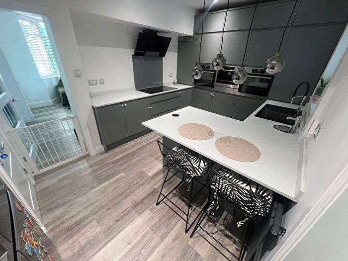 3 Bedroom Semi-Detached House For Sale In Highfield Drive, Carlton, Nottingham, Nottinghamshire, NG4