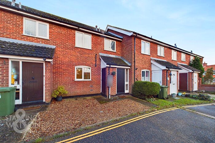 3 Bedroom Terraced House To Rent In Shrub Close, Attleborough, NR17