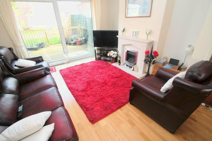 3 Bedroom End Of Terrace House To Rent In Creswicke Road, Knowle West BS4