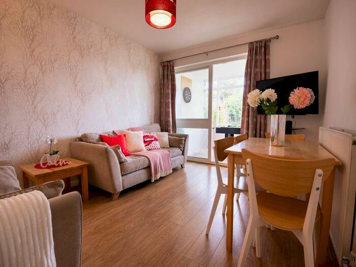 4 Bedroom Property To Rent In Ulcombe Gardens, Canterbury, Kent, CT2