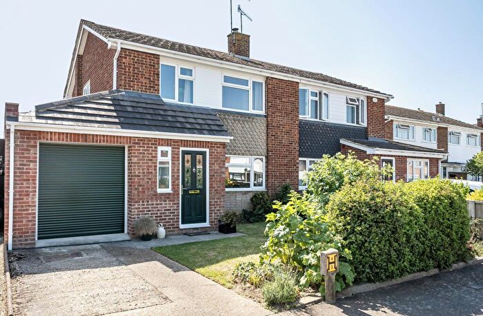 4 Bedroom Semi Detached House For Sale In Churchill Way, Faversham, ME13