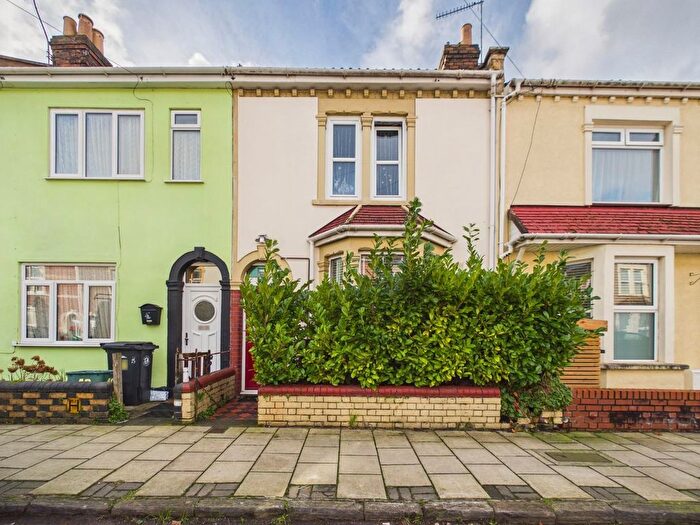 2 Bedroom Terraced House For Sale In Roseberry Park, Bristol, BS5