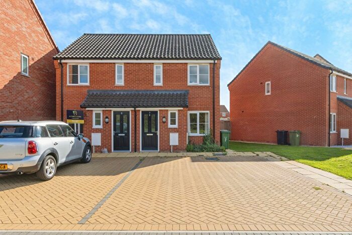 2 Bedroom Semi-Detached House For Sale In Huxley Mead, Wymondham, Norfolk, NR18