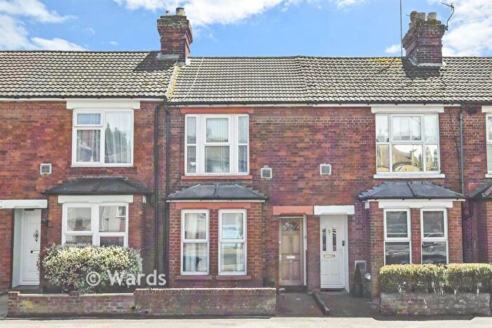3 Bedroom Terraced House For Sale In Tonbridge Road, Maidstone, Kent, ME16