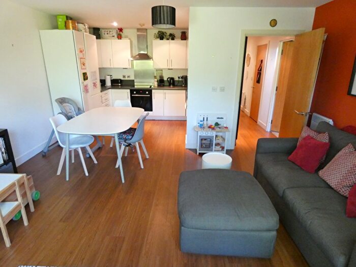 2 Bedroom Flat To Rent In Rathnew Court, Meath Crescent, London, E2