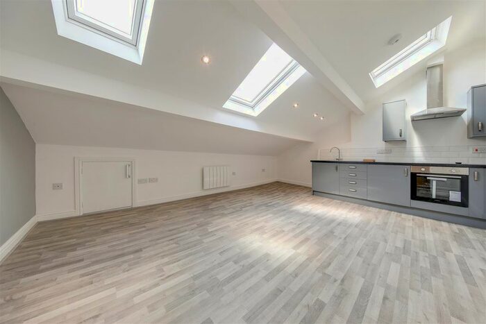 1 Bedroom Flat To Rent In Apartment, Back Lane, Rawtenstall, Rossendale, BB4