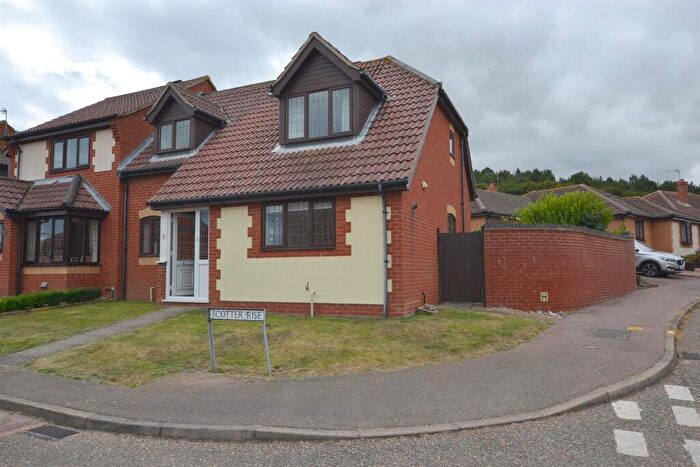 3 Bedroom End Of Terrace House To Rent In Scotter Rise, Sheringham, NR26