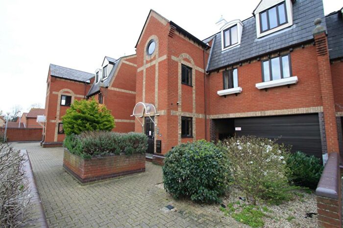2 Bedroom Property To Rent In Brick Court, Jetty Walk, Grays, RM17