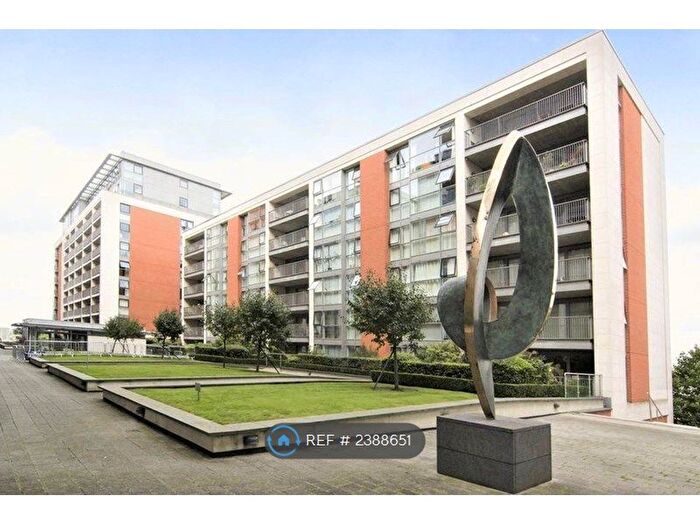 1 Bedroom Flat To Rent In Western Gateway, London, E16