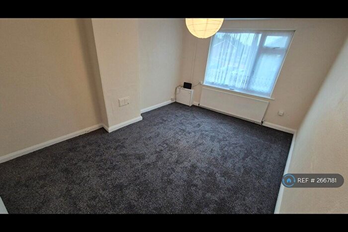 1 Bedroom Flat To Rent In Derby Road, Stapleford, Nottingham, NG9