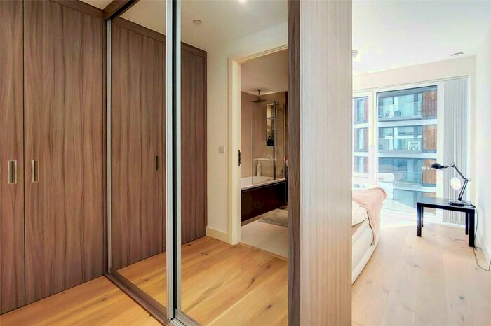 2 Bedroom Flat For Sale In Deveraux House, Duke Of Wellington Avenue, SE18