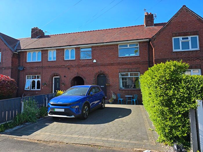 3 Bedroom Terraced House For Sale In Bloomsbury Lane, Timperley, WA15
