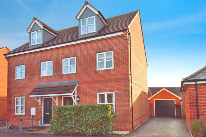 3 Bedroom Semi Detached House For Sale In Princess Way, Amesbury, SP4