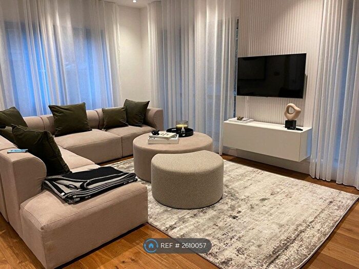 2 Bedroom Flat To Rent In Springield Court, Harrogate, HG1