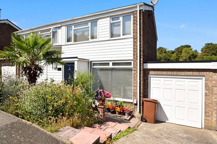 3 Bedroom Semi Detached House For Sale In Merivale Grove, Walderslade, Chatham, ME5