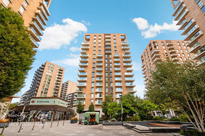 2 Bedroom Flat For Sale In Plowden Road, London, SE3