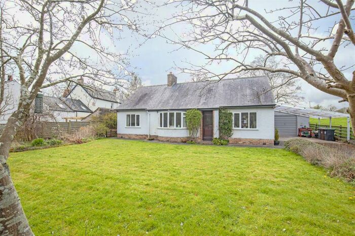 3 Bedroom Detached Bungalow For Sale In Edale Road, Hope, Hope Valley, S33
