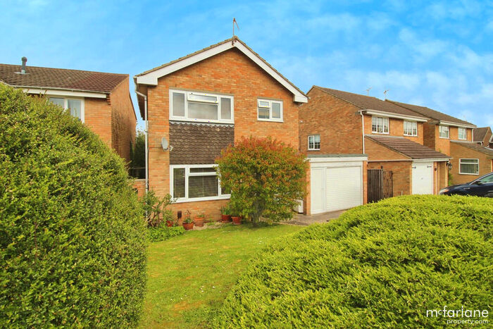 3 Bedroom Detached House To Rent In Avonmead, Haydon Wick, Swindon, SN25