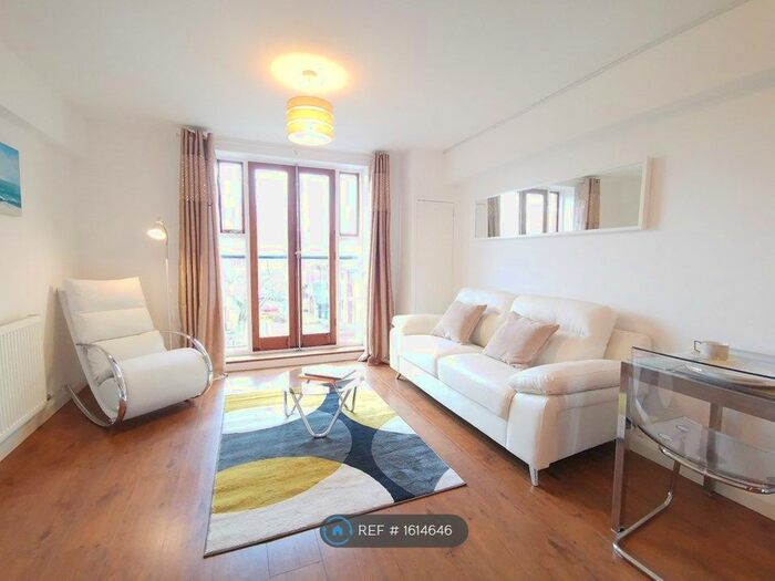 1 Bedroom Flat To Rent In Hull Marina, Hull, HU1