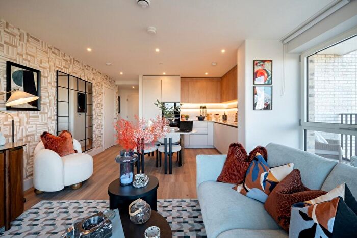 2 Bedroom Flat For Sale In Bow Green, Bow Common Lane, E3