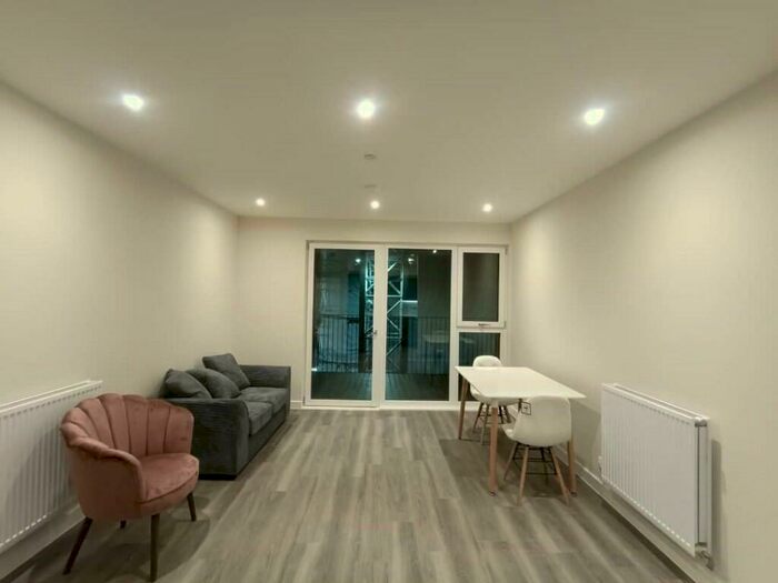 1 Bedroom Flat To Rent In Tansy House, Blackhorse View, Forest Road, London, E17