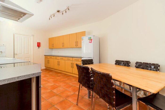 5 Bedroom Terraced House To Rent In Howard Street, East Oxford, OX4