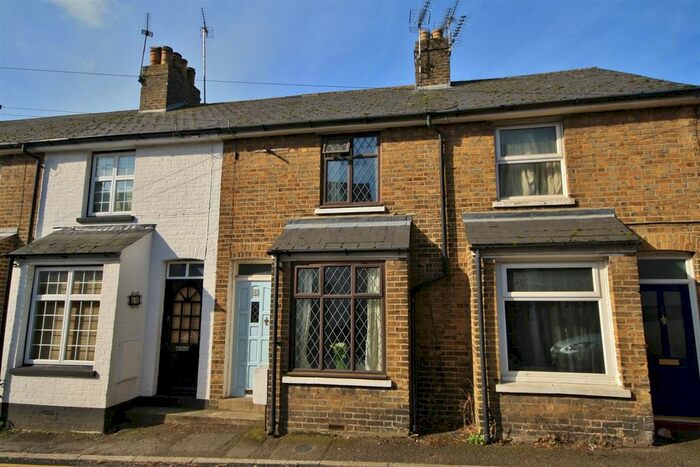 3 Bedroom Terraced House To Rent In Station Road, Borough Green, Kent, TN15