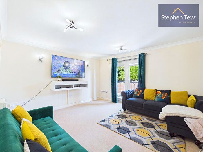 2 Bedroom Flat For Sale In Newton Drive, Blackpool, FY3