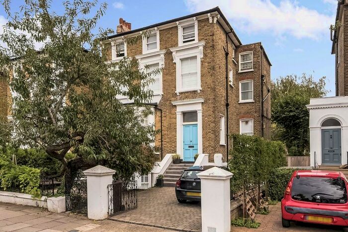 2 Bedroom Flat To Rent In Grove Park Road, London, W4