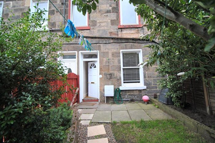 1 Bedroom Flat To Rent In Beechwood Terrace, Edinburgh, EH6
