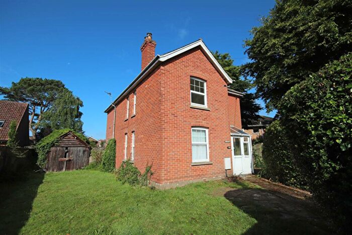 1 Bedroom Apartment To Rent In Station Road, New Milton, BH25