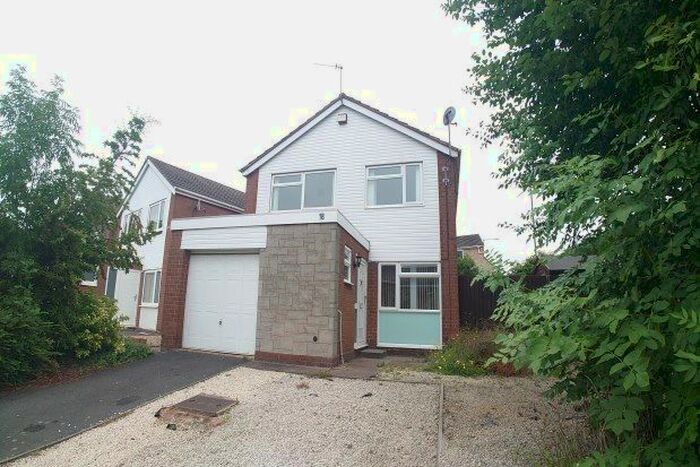 3 Bedroom Detached House To Rent In Pembroke Close, Warwick, CV34