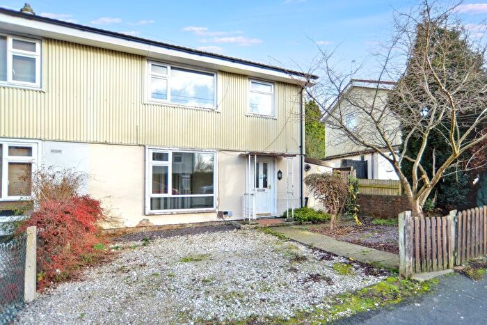 3 Bedroom Semi Detached House For Sale In Meadow Lane, Newcastle, Staffordshire, ST5